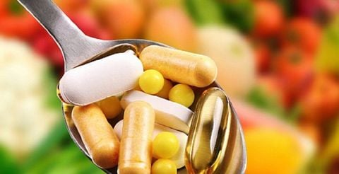 Uống canxi và vitamin E cùng lúc được không?