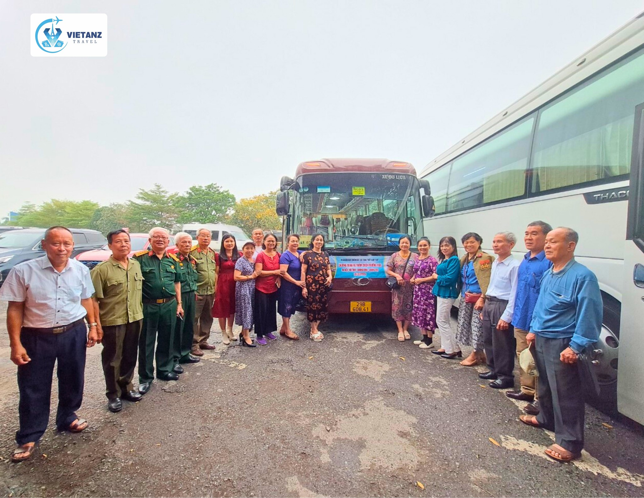 hội cựu chiến binh về thăm chiến trường xưa