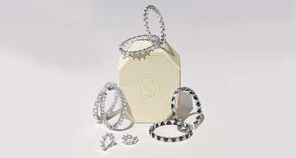 THauthentic_Khuyên tai