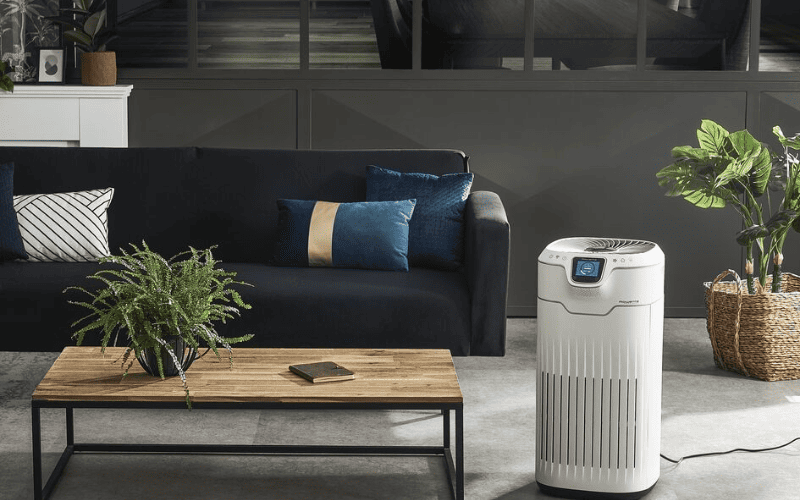 Máy lọc không khí Rowenta được đặt trong không gian sang trọng