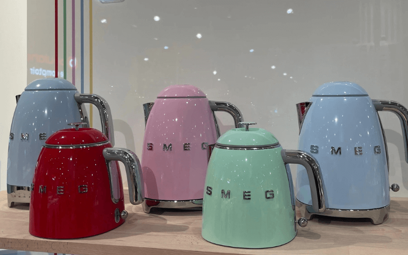 Ấm siêu tốc SMEG – Biểu tượng phong cách Ý cho gian bếp hiện đại