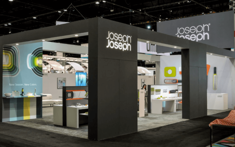 Hộp đựng bàn chải đánh răng tự khô Joseph Joseph EasyStore Large (Grey) 70510