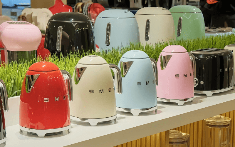 Ấm siêu tốc SMEG KLF03