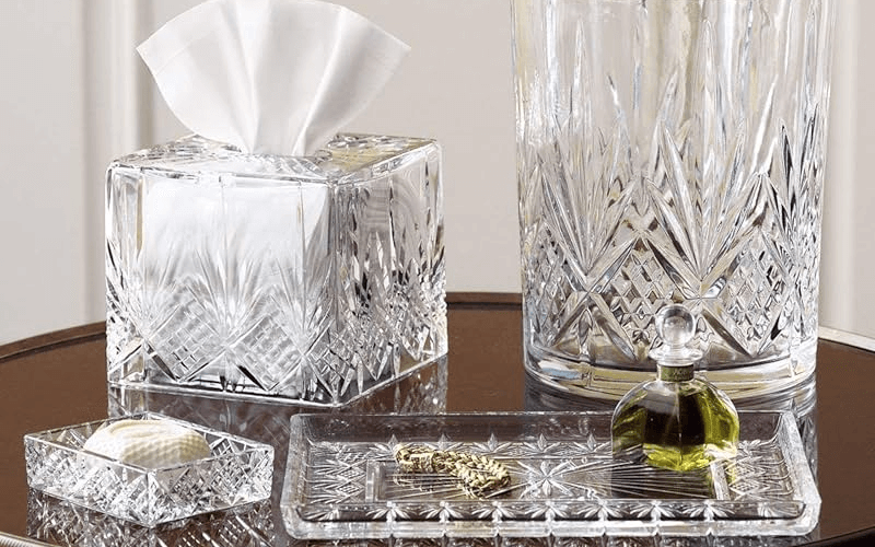 Hộp đựng khăn giấy pha lê Godinger Dublin