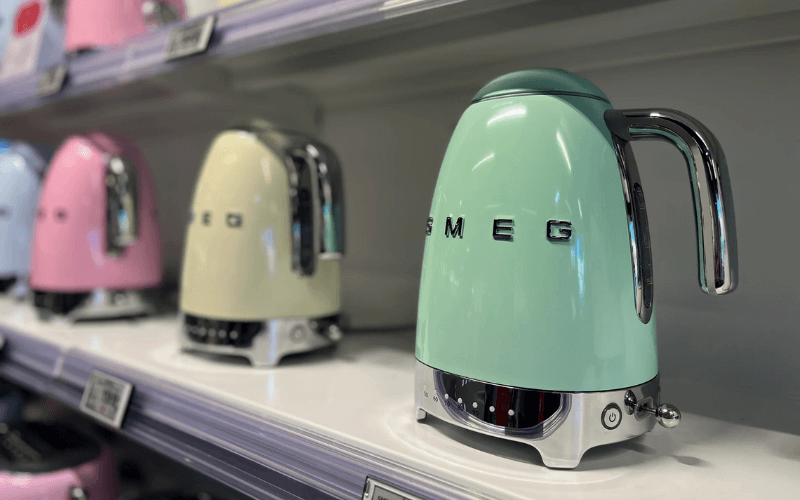 Ấm siêu tốc SMEG KLF04