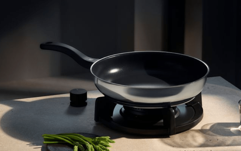 Bộ nồi WMF Inspiration 6 món kèm quánh và chảo chống dính WMF Devil 24/28 cm