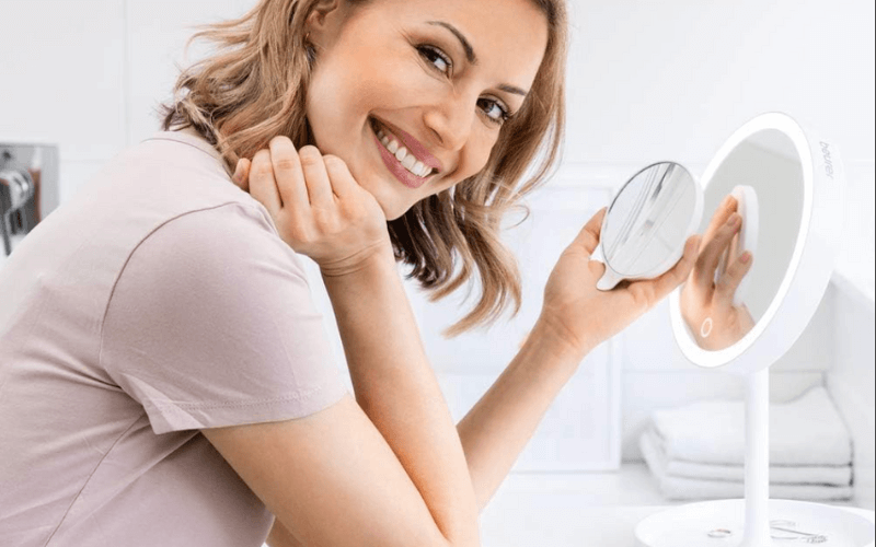 Gương trang điểm đèn Led BEURER BS45 màu xanh