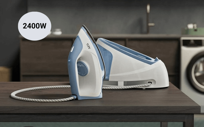 Bàn là hơi nước AEG ST512DB 2400W màu xanh