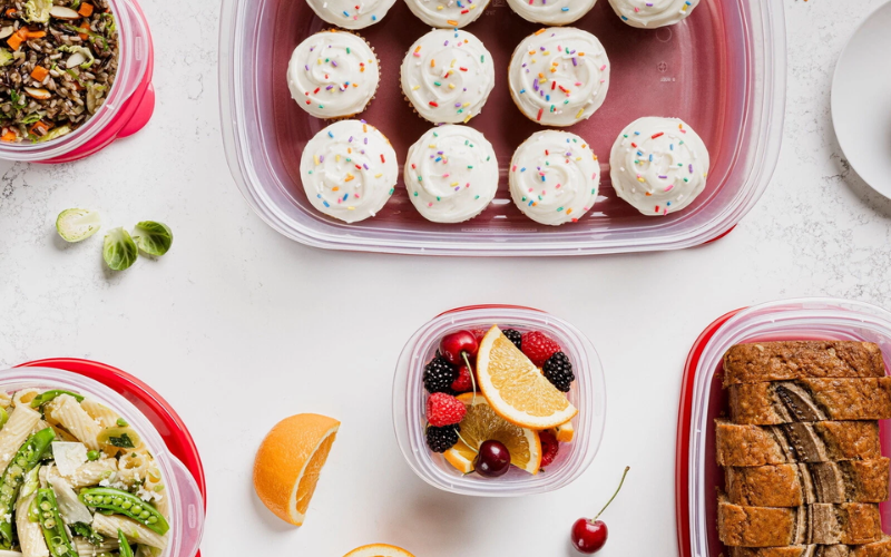 Set hộp Rubbermaid TakeAlongs 40 món (20 Hộp) màu đỏ Ruby - Made in USA