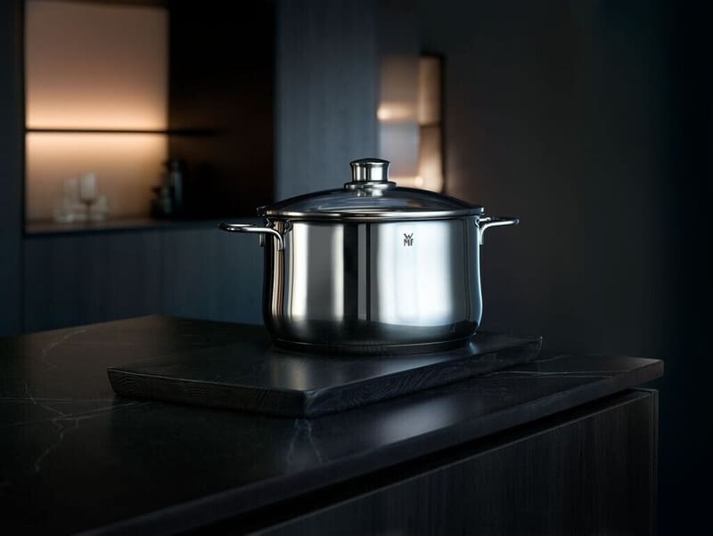 Bộ nồi WMF thiết kế hình củ độc đáo với bề mặt sáng bóng