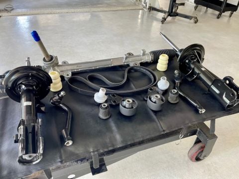 TÌM HIỂU VỀ DÂY CUROA Ô TÔ VÀ DẤU HIỆU CẦN THAY THẾ