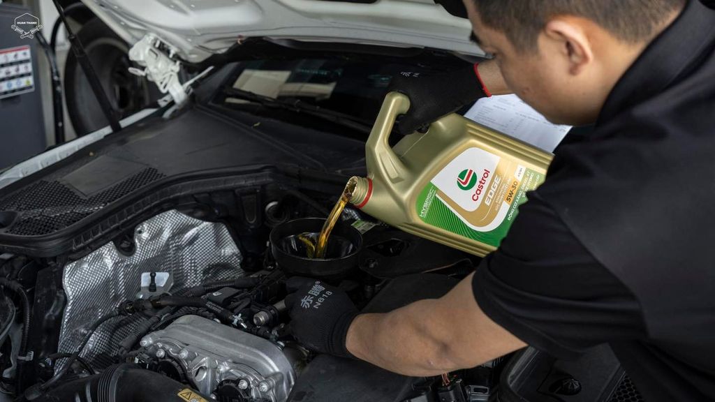 BẢO DƯỠNG CÁC LOẠI DUNG DỊCH CÓ TRÊN Ô TÔ