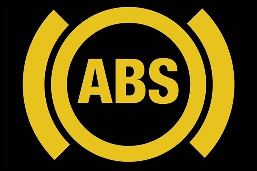 TẠI SAO ĐÈN BÁO LỖI ABS TRÊN XE Ô TÔ? NGUYÊN NHÂN VÀ CÁCH KHẮC PHỤC