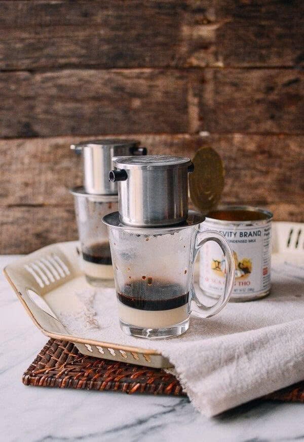 Cà phê pha phin truyền thống – Bản sắc văn hóa và gu vị Việt