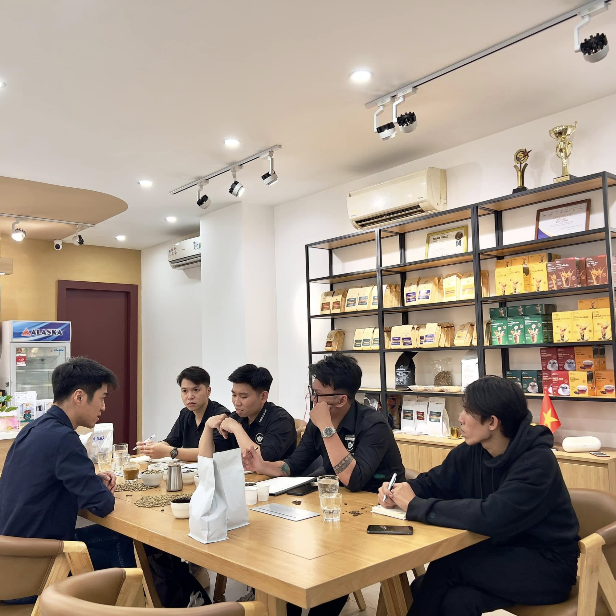 Bí quyết chọn cà phê rang xay chất lượng cao cho quán
