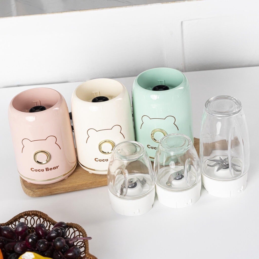So Sánh Chi Tiết Máy Xay Mini Coco Bear Và Hattiecs