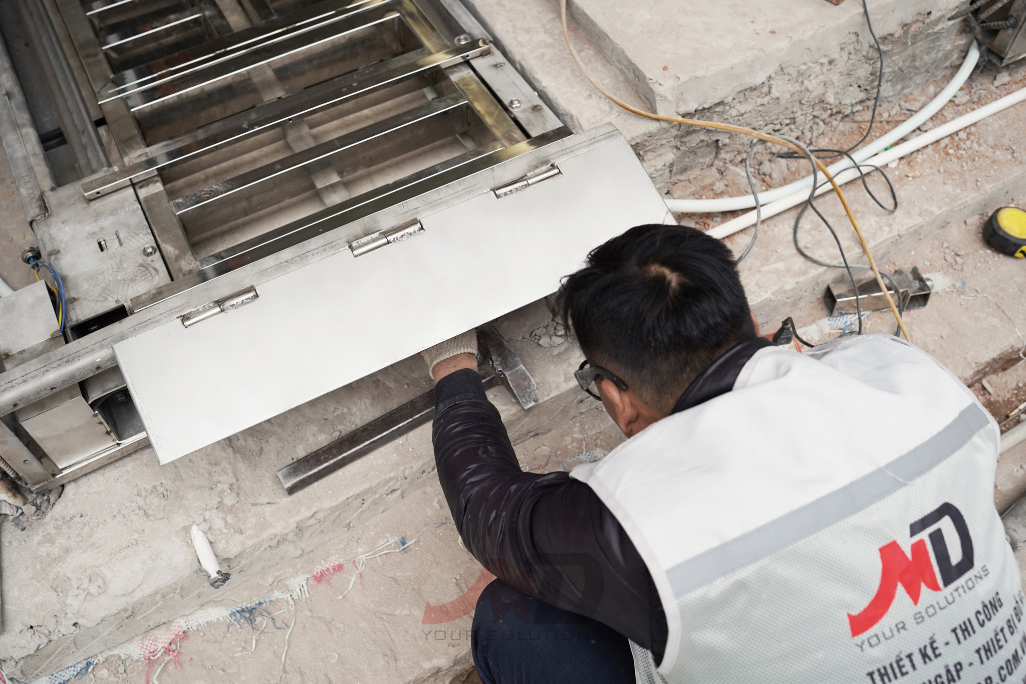 Hướng dẫn lắp đặt cầu dốc ô tô tự động âm sàn dạng trượt MDTECH