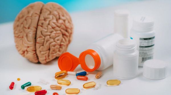 Thực phẩm chức năng bổ não có thành phần dinh dưỡng tốt, giàu chất chống oxy hóa, vitamin và khoáng chất cần thiết cho não bộ.