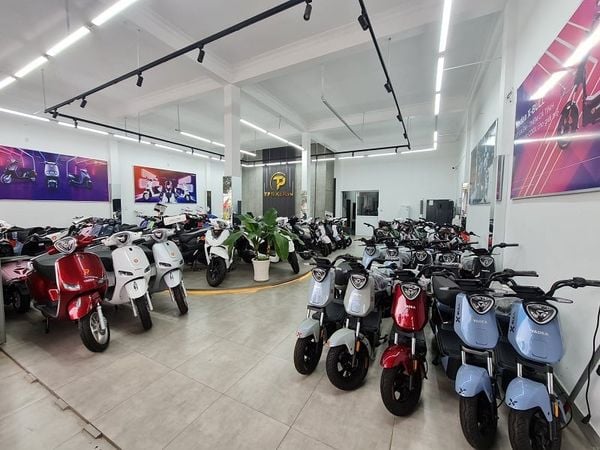 TP Biker chia sẻ kinh nghiệm kinh doanh bán sỉ xe máy điện 2025