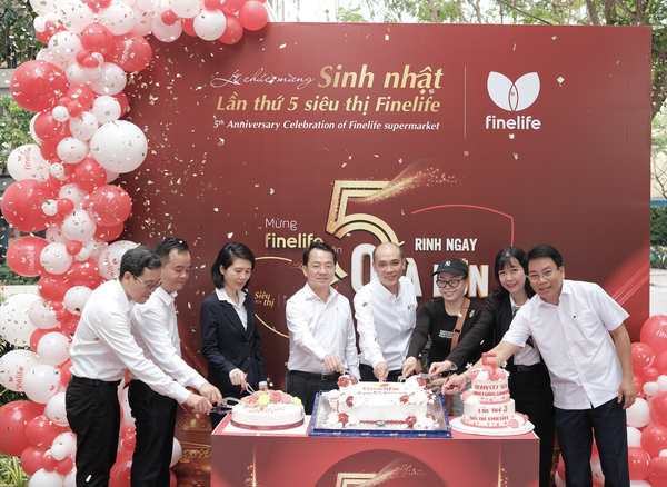 SIÊU THỊ CAO CẤP FINELIFE ĐÁNH DẤU CỘT MỐC KỶ NIỆM 05 NĂM THÀNH LẬP