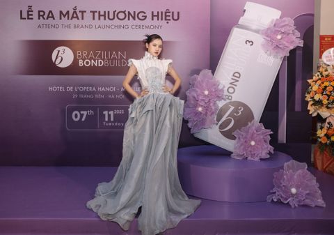 Á hậu Hương Ly thần thái kiêu sa, không góc chết tại sự kiện thời trang tóc