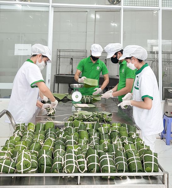 Quy trình chả thủ công – giữ kết cấu thịt tự nhiên