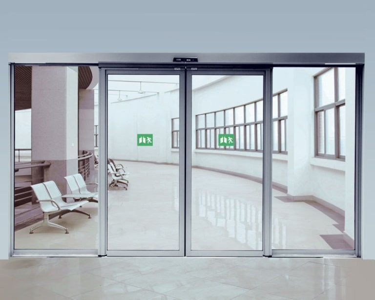 cua-vach-nhom-kinh-huy-thanh