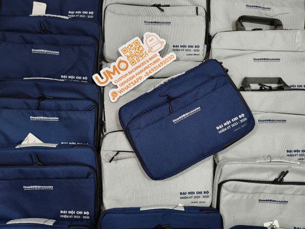 Custom Laptop Bag Manufacturer – Protective & Branded Solutions for Your Business
