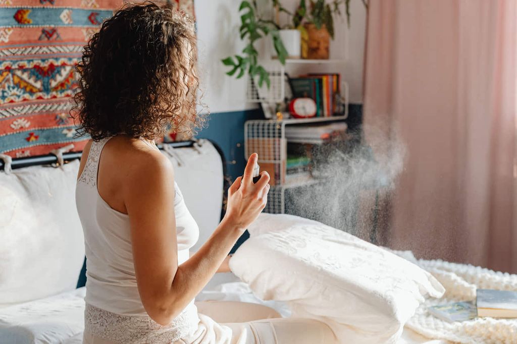 Khử mùi phòng ngủ: Nguyên nhân và cách khắc phục hiệu quả