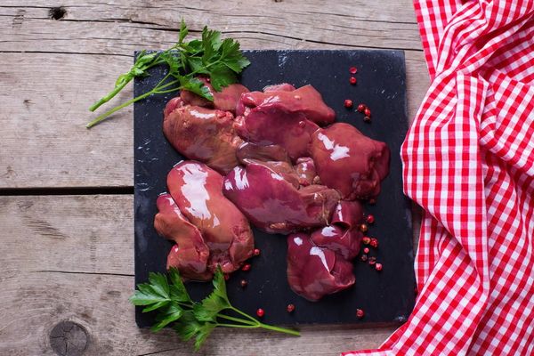 Thiếu máu ăn gì? Hướng dẫn chế độ dinh dưỡng khoa học cho người bị thiếu máu