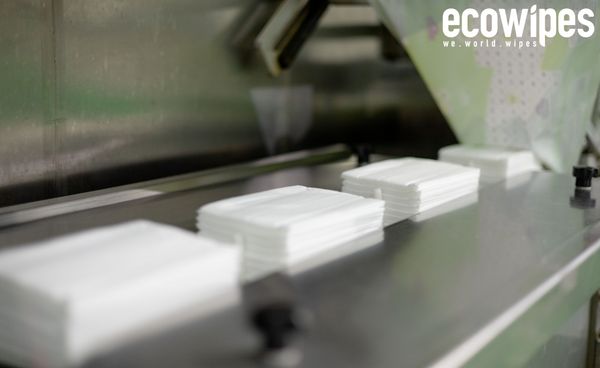 GIA CÔNG KHĂN ƯỚT SẢN PHẨM  NÀO HỨA HẸN BÙNG NỔ DOANH SỐ MÙA HÈ?