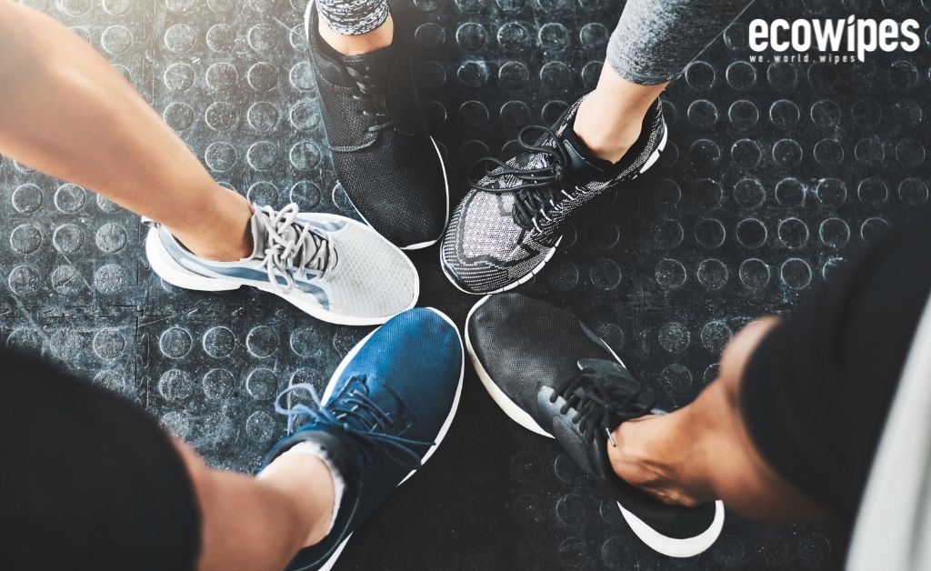 LÀM THẾ NÀO ĐỂ VỆ SINH GIÀY TẬP GYM ĐÚNG CÁCH?