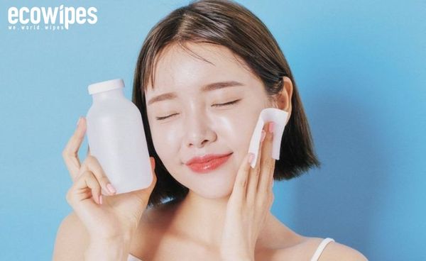 NHỮNG LƯU Ý KHI LỰA CHỌN SẢN PHẨM TẨY TRANG CHO DA DẦU MỤN