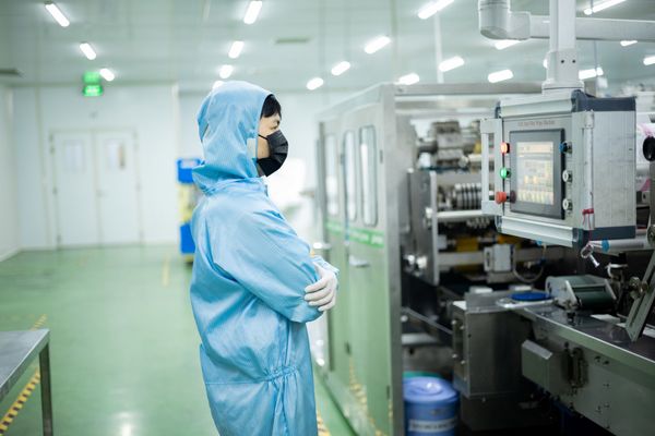 Xưởng chuyên gia công khăn khô đa năng vải không dệt