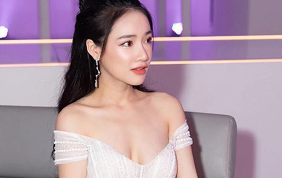 Nhã Phương Và Sự Thành Công Từ Em Chưa 18