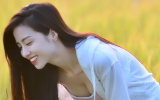 Phạm Thị Tú Trinh Gương Mặt Đẹp Triển Vọng Tại Cuộc Thi Miss World Việt Nam 2023