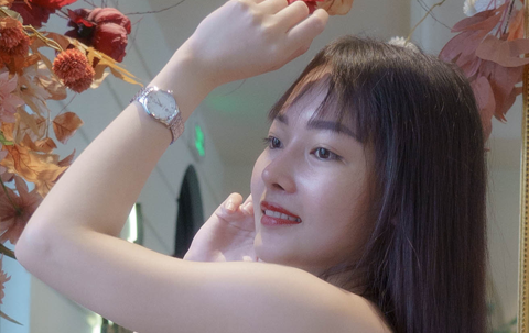 Đầu Tư Vào Đồng Hồ Kính Sapphire: Giá Trị Lâu Dài Cho Người Yêu Phong Cách