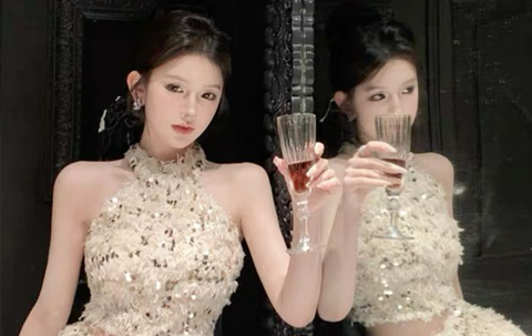 Làn Da Mềm Mịn Với Tẩy Tế Bào Chết Body Cafe Else