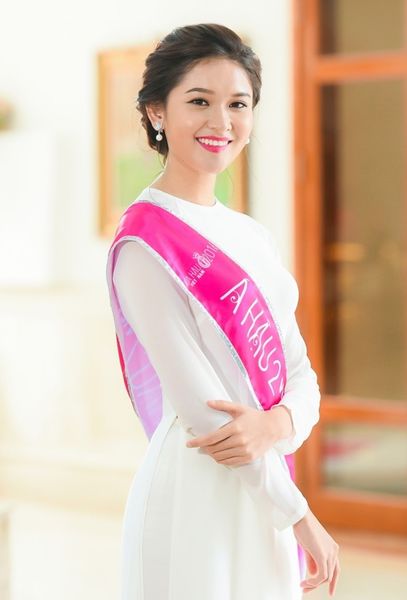 Á hậu thùy dung