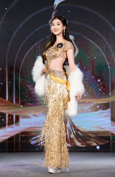 hoa hậu Võ Lê Quế Anh