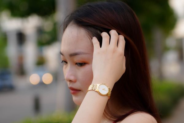 đồng hồ movado