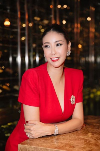 hoa hậu Hà kiều anh đăng quang