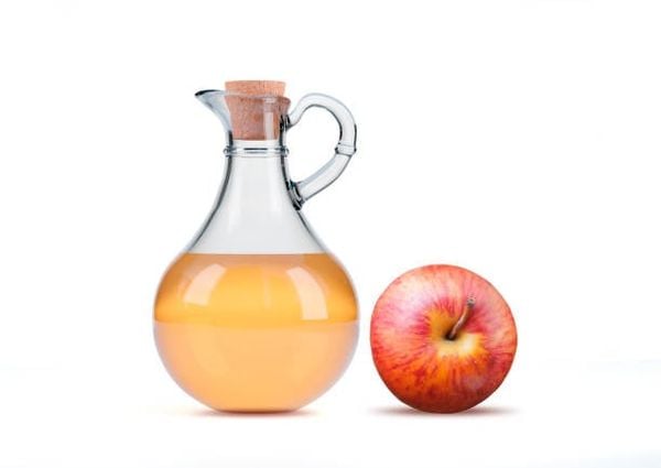 trị mụn bằng mật ong