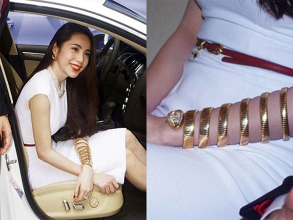 đồng hồ hình rắn