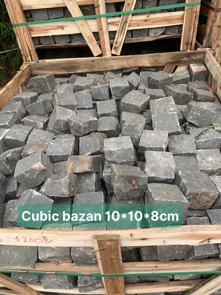 Đá Cubic bazan