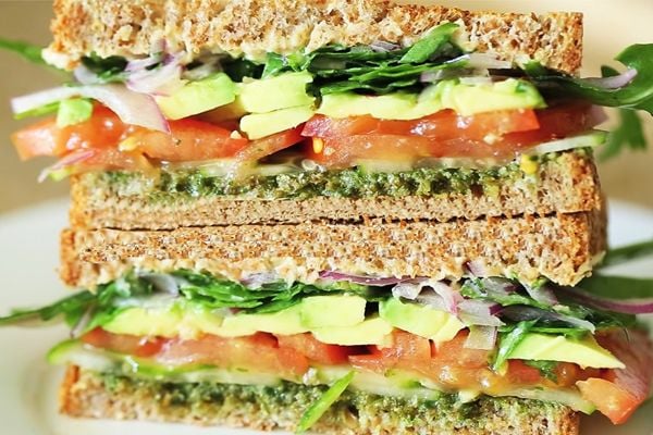 Bánh mì Sandwich bao nhiêu calo? Ăn nhiều có mập hay không?