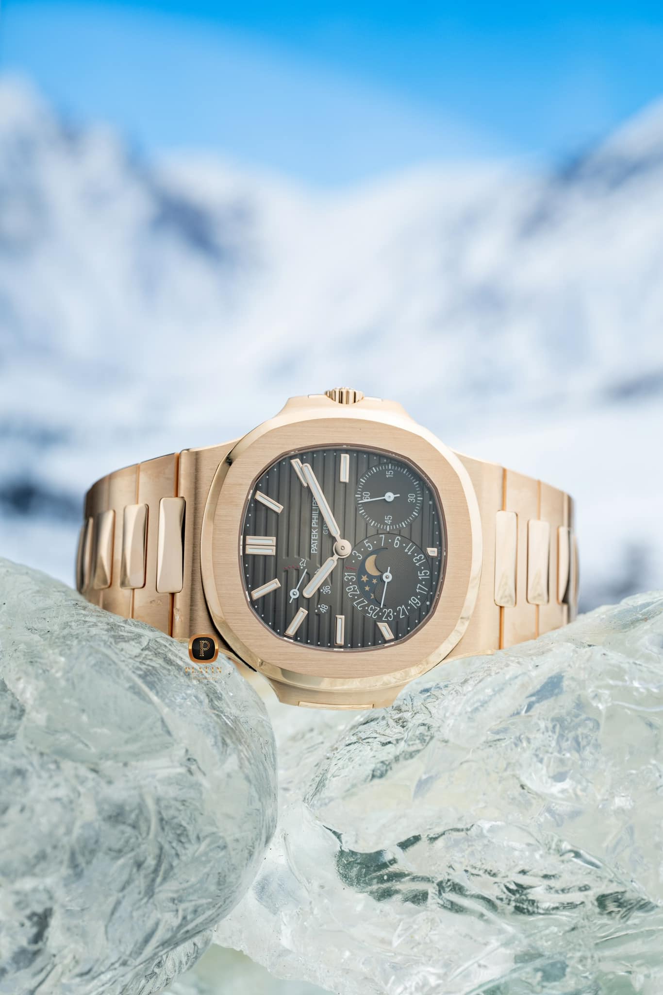 Đồng hồ Patek Philippe Nautilus 5712-1R-001 Vàng hồng Mặt số Nâu ...
