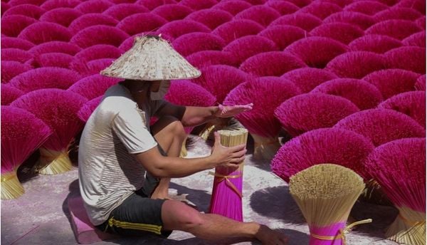 Làng hương cao Thôn - Làng nghề làm hương truyền thống của Hưng Yên