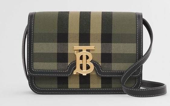 Thời Gian Và Burberry TB Bag: Sự Tiến Hóa Của Một Biểu Tượng