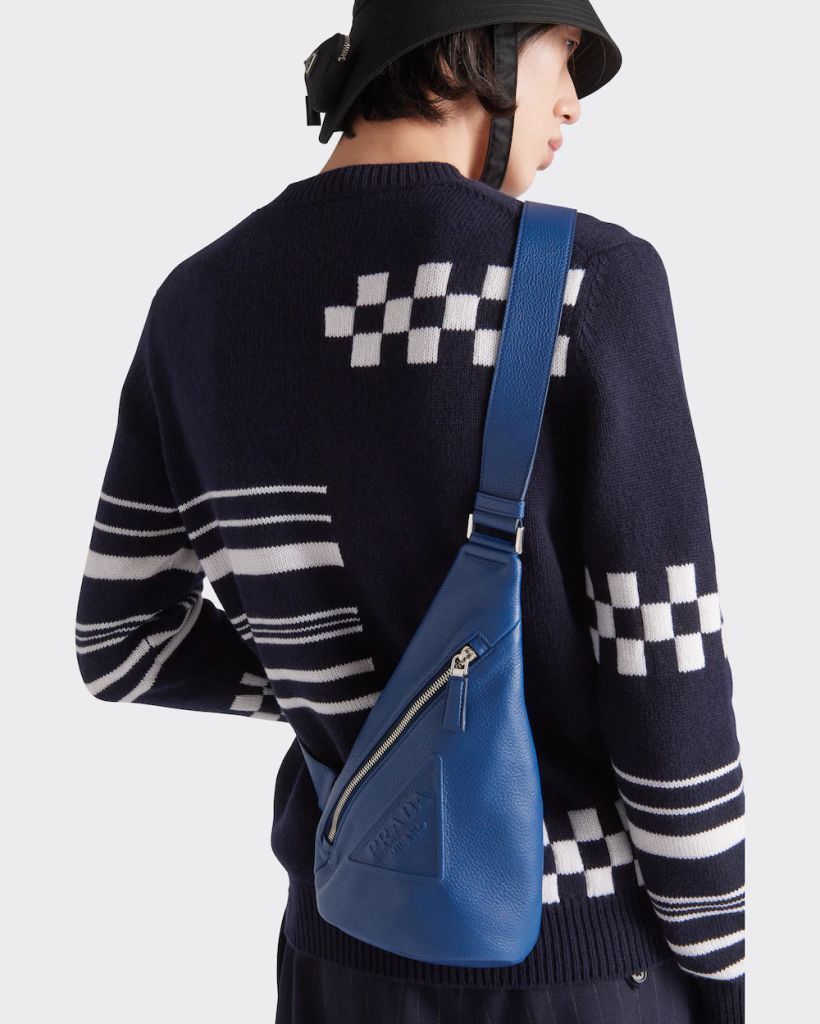 Review thiết kế Prada Cross leather bag Bluette
